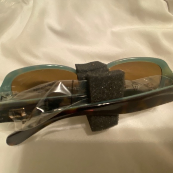 Kate Spade New York women’s polarized sunglasses. Tortoise shell/mint green - Picture 4 of 9